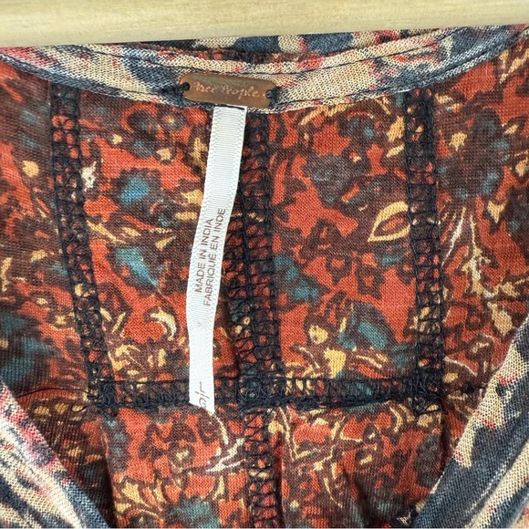 Free People High Tide Dual Print High/Low T shirt size Large - Picture 9 of 10